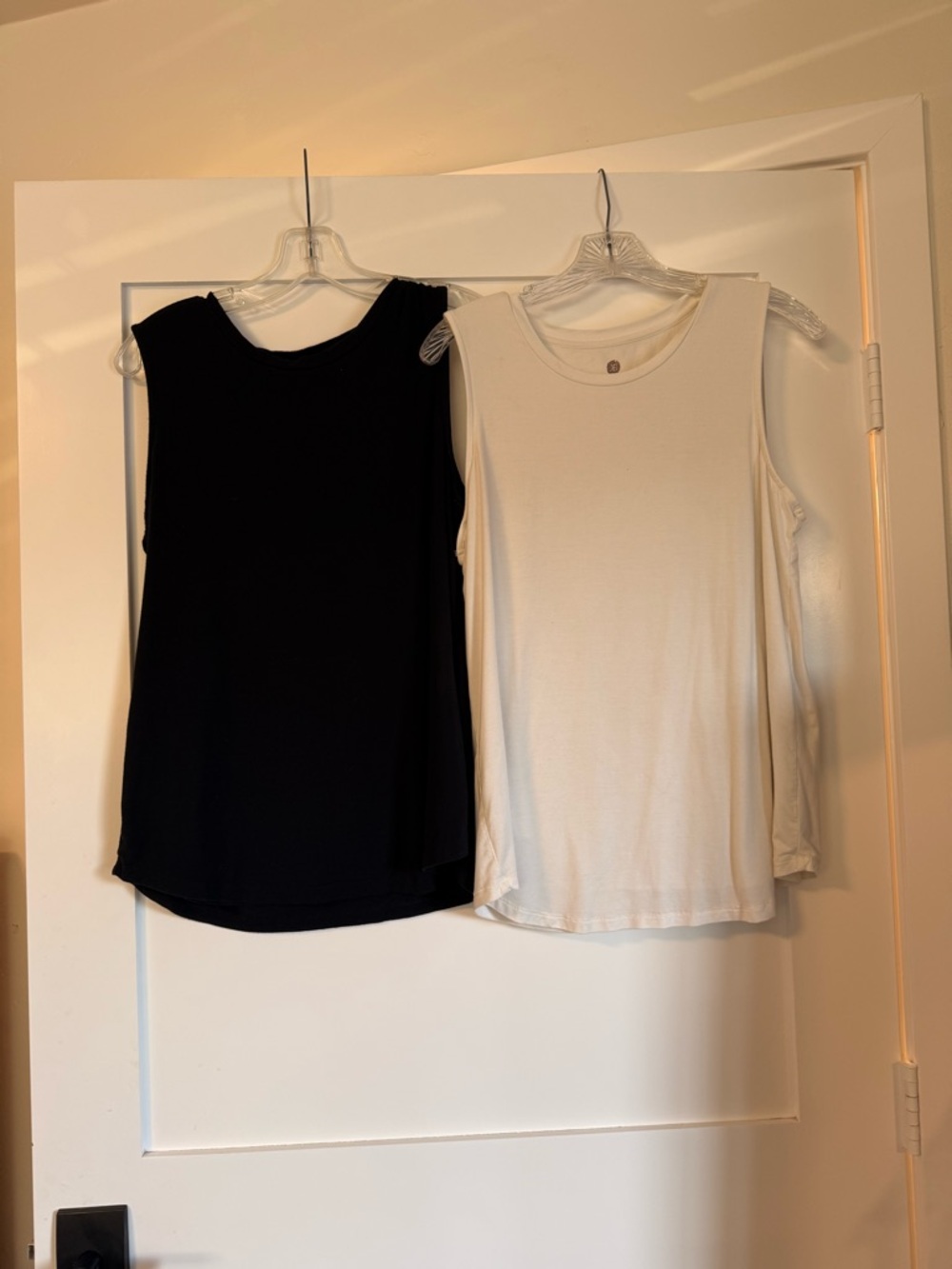 Kindred Bravely Black and White Nursing Tank Set